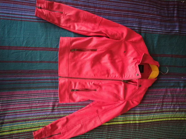 Chaqueta Guess Rosa Cuero