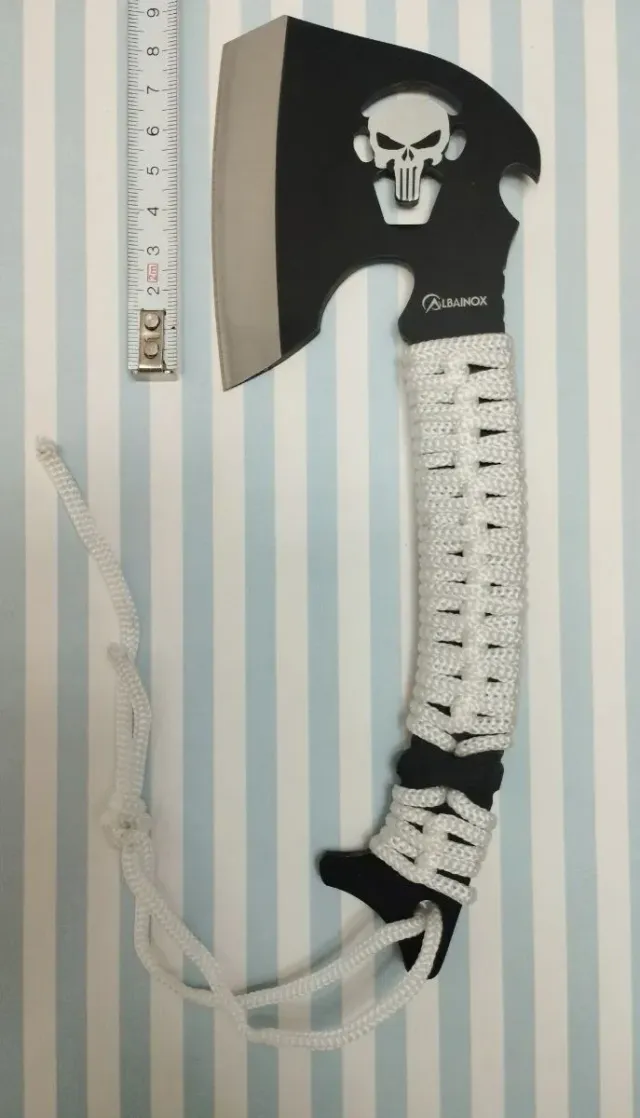 REBAJADA HACHA THE PUNISHER (EL CASTIGADOR)+ FUNDA