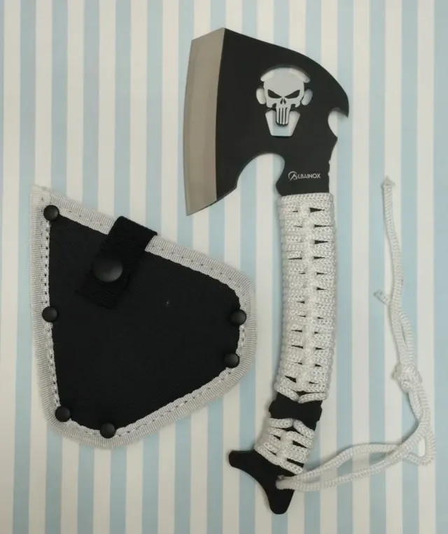 REBAJADA HACHA THE PUNISHER (EL CASTIGADOR)+ FUNDA