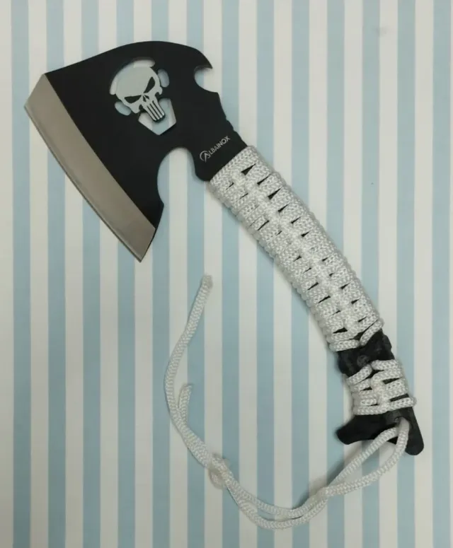 REBAJADA HACHA THE PUNISHER (EL CASTIGADOR)+ FUNDA