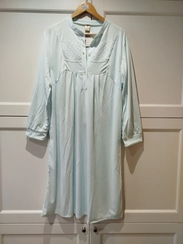 Camisón IBÁÑEZ manga larga T:7 VERDE