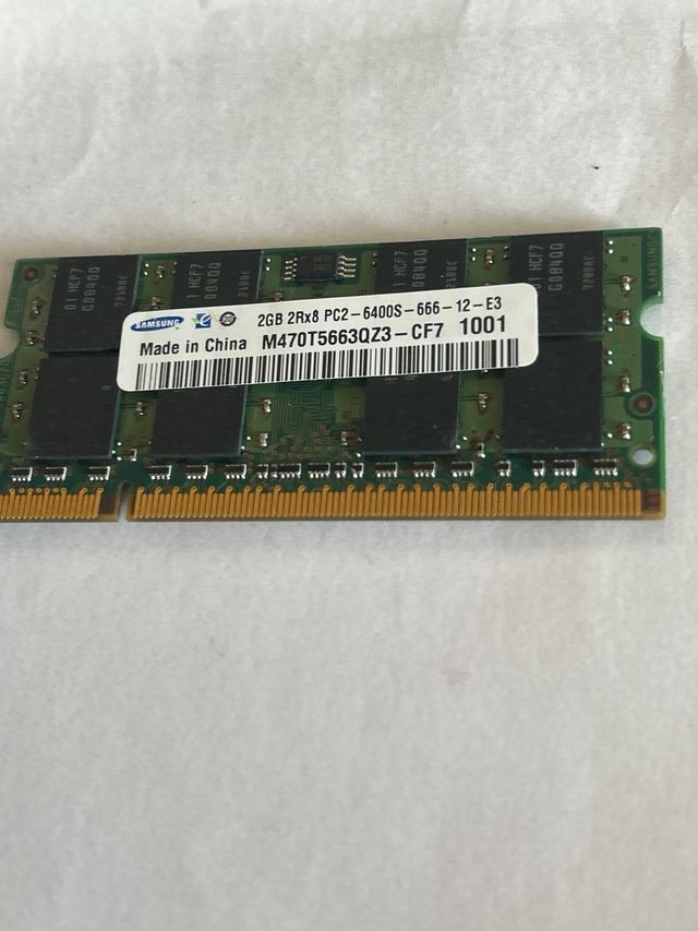 Samsung 2GB DDR2 SODIMM 800MHz RAM