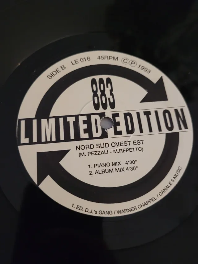 883 LP Vinile Nord Sud Ovest Est