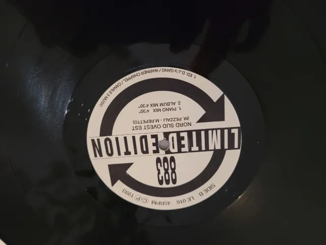 883 LP Vinile Nord Sud Ovest Est