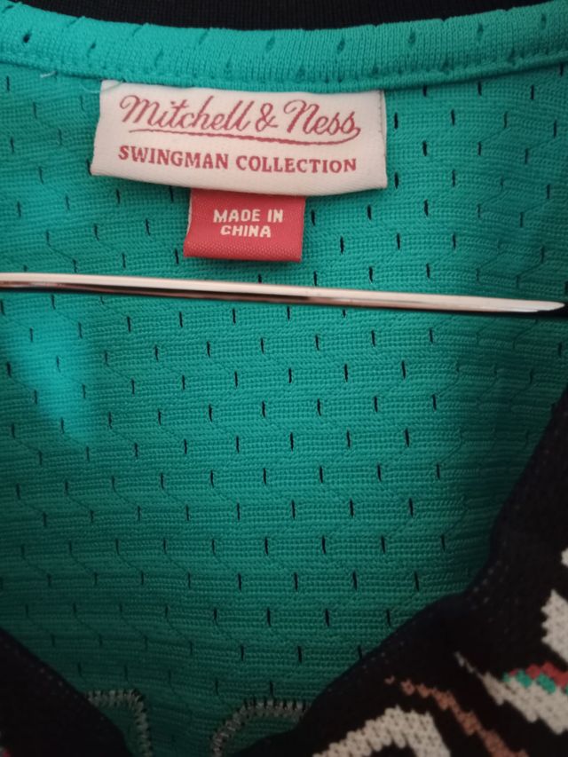 Camiseta Vancouver Grizzlies Bibby 10