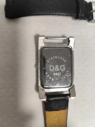 Reloj D&G Cuadrado Negro y Plateado