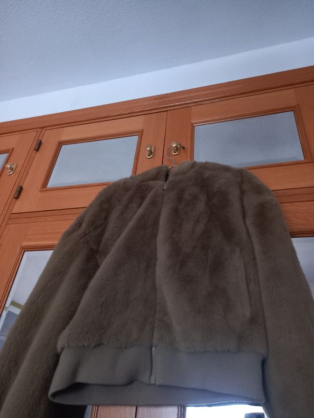 Abrigo verde a estrenar XXSmarca Parfois