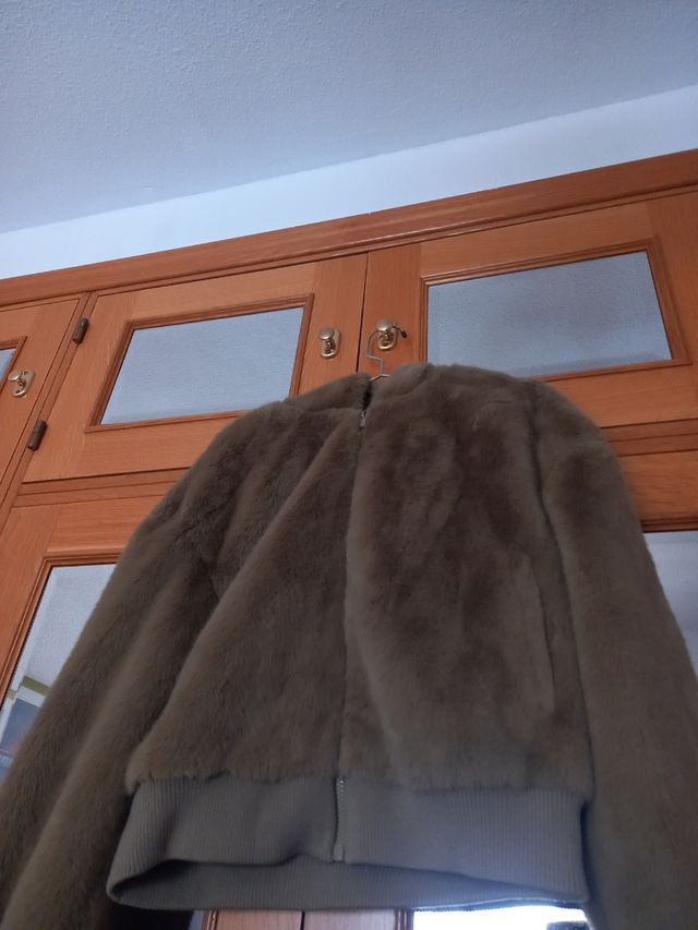 Abrigo verde a estrenar XXSmarca Parfois