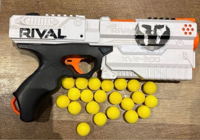 Pistola Nerf Rival XViii-500