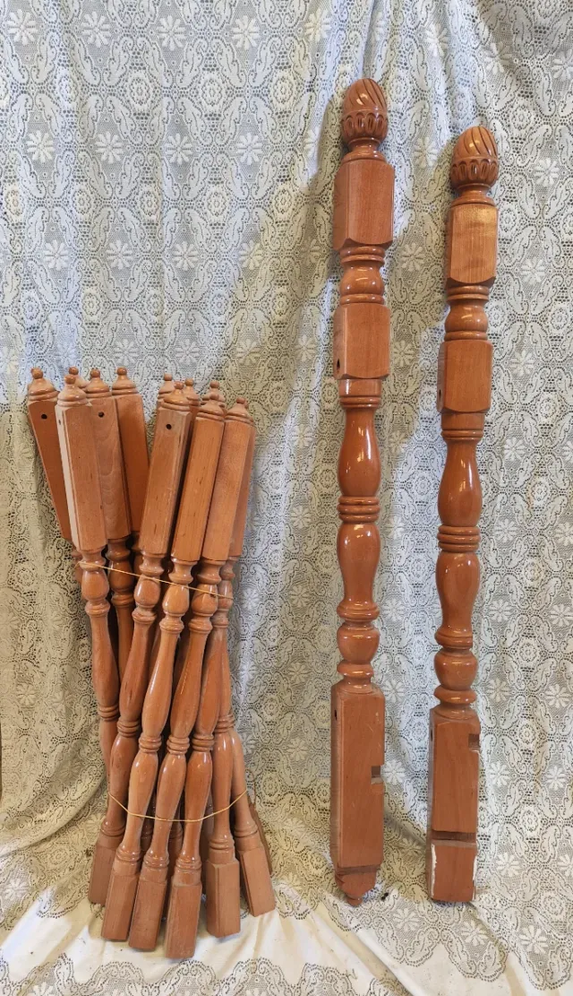 Palos de barandilla de madera