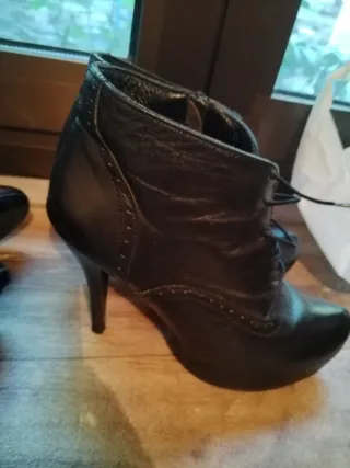 Botines de piel negros talla 36