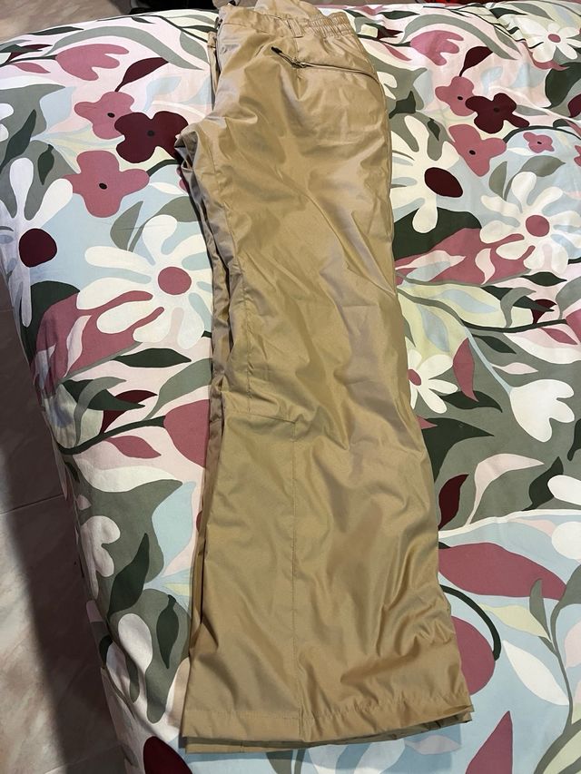 Pantalón de esquí color camel