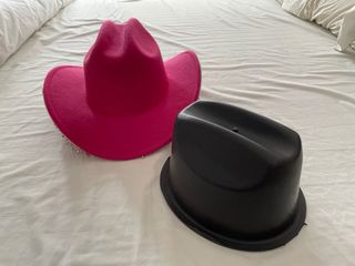 Sombrero cowboy fucsia con pedrería