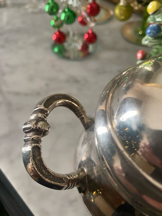 Zuccheriera vintage in metallo argentato