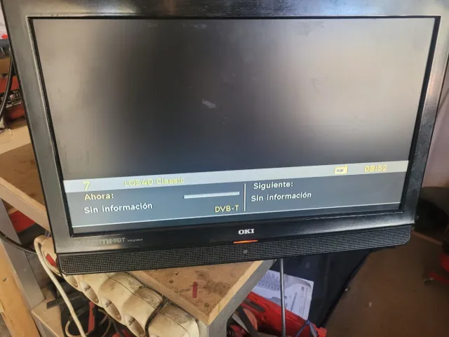 TV OKI Negra