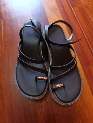 Sandalias de plataforma marrones