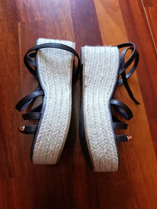 Sandalias de plataforma marrones