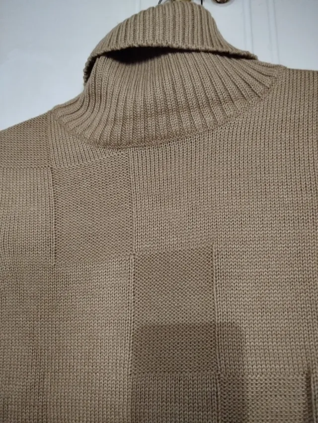 Jersey sin mangas cuello alto beige Talla M/L