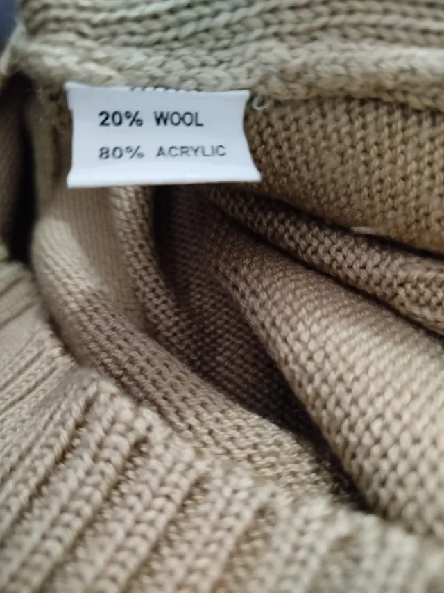 Jersey sin mangas cuello alto beige Talla M/L