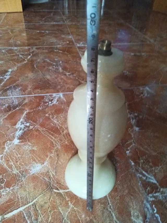 Pie de lámpara de mesa de piedra