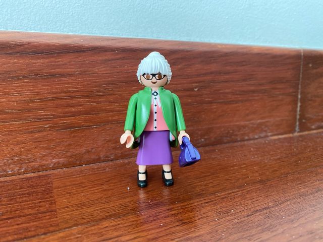 Playmobil Abuela con bolso