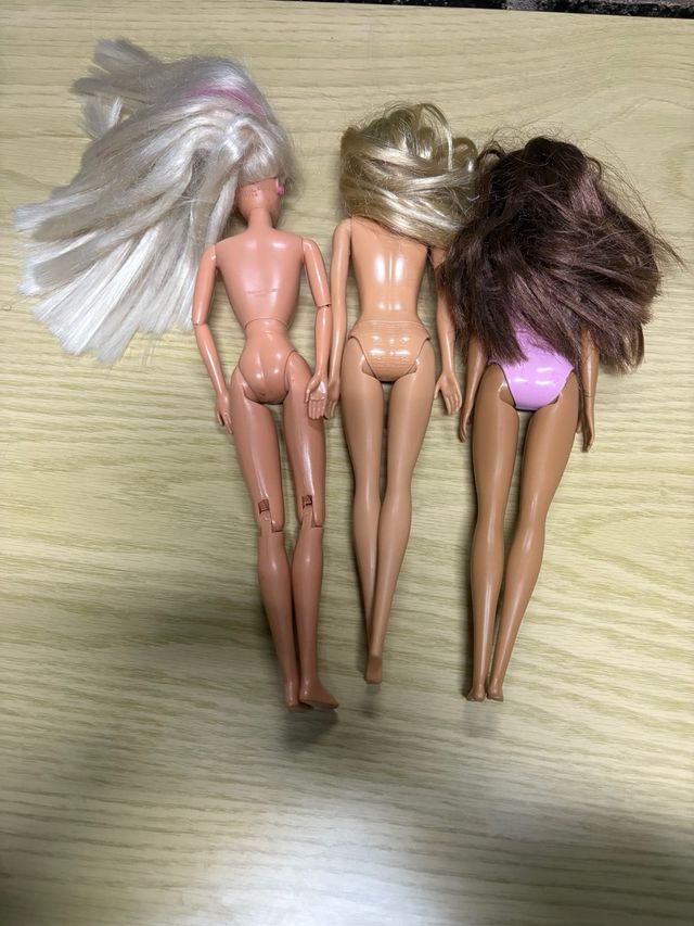 Lote de 3 Bonecas Barbie Mattel 1993/2015/2017