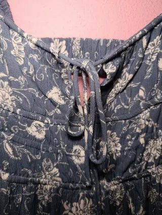 Vestido mini floral azul y blanco