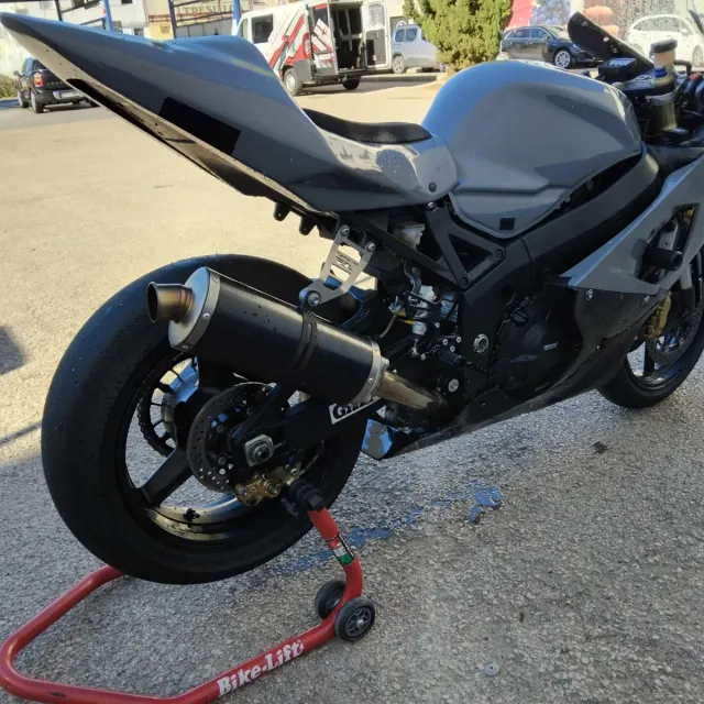 Suzuki GSXR 600