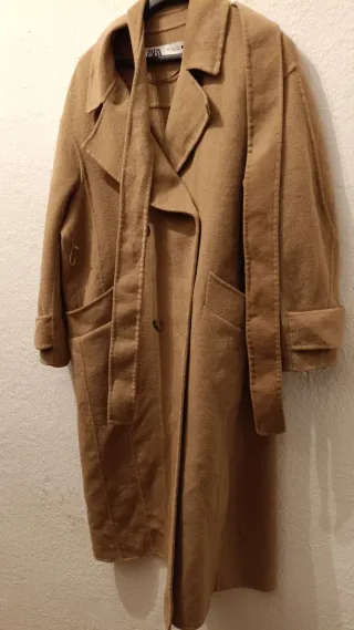 Abrigo paño lana oversize Zara