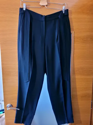 Pantalón elegante Massimo Dutti negro, con cinturo