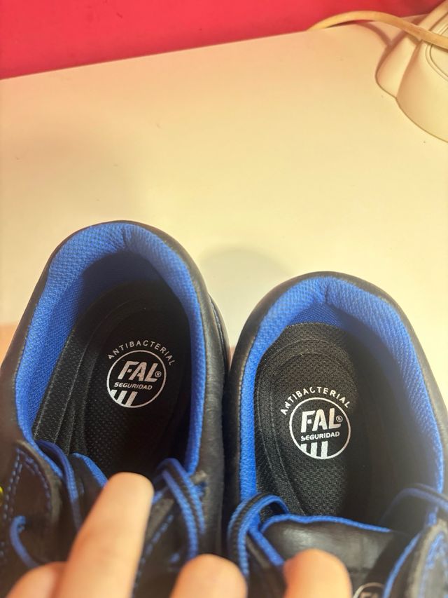 Zapatos de Seguridad Talla 44 Nuevos