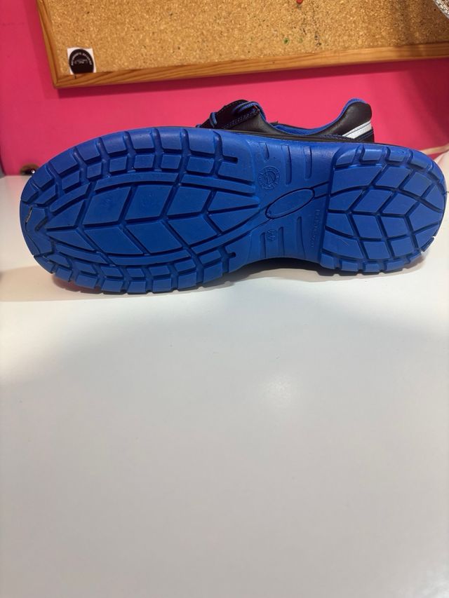Zapatos de Seguridad Talla 44 Nuevos
