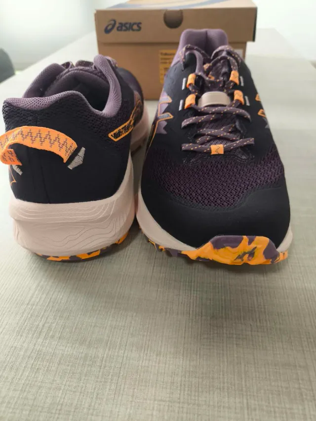 Asics Trabuco Terra 2 Talla 44 Nuevas Originales