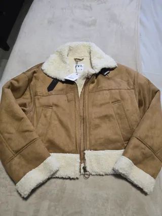 Cazadora Zara ante y borreguito Talla S