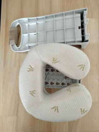 El reposacabezas de masaje universal MassMe