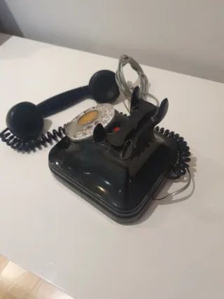 Teléfono antiguo de disco