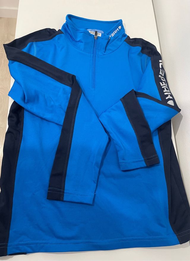 Camiseta térmica Icepeak azul y negra