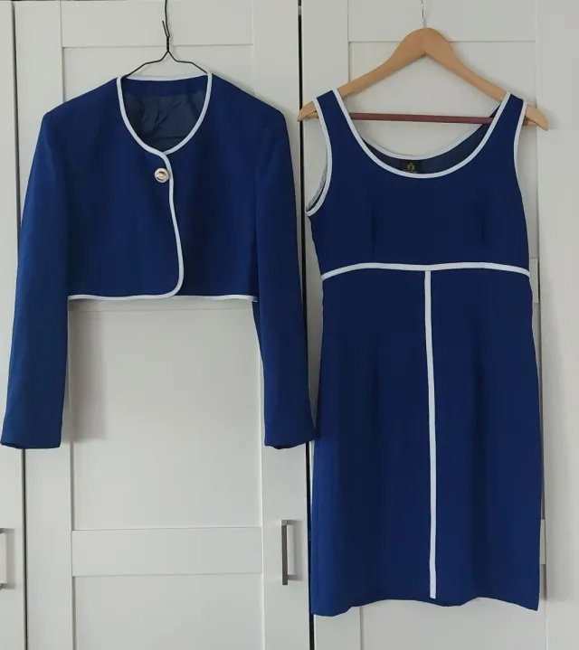 Conjunto azul chaqueta y vestido
