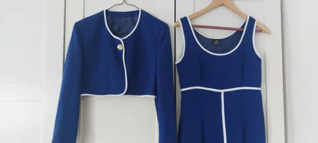 Conjunto azul chaqueta y vestido