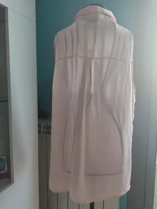 Blusa Pimkie sin mangas color rosa