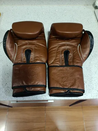 Guantes de Boxeo Marrones
