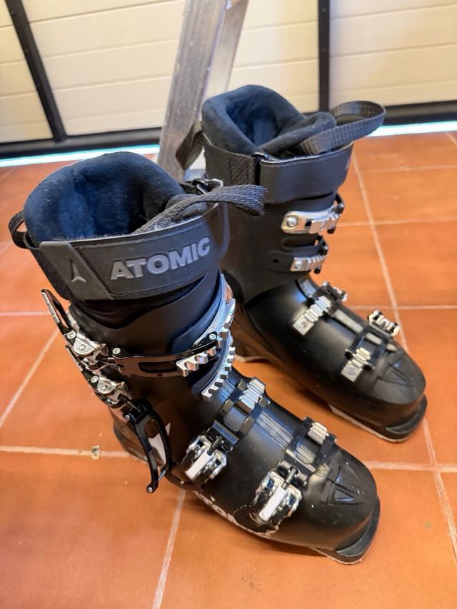 Botas de esquí ATOMIC mujer talla 25-25,5