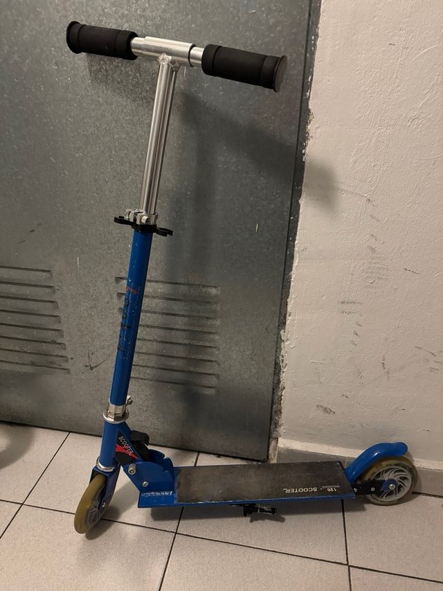 Bicicleta 16 pulgadas con patín y casco