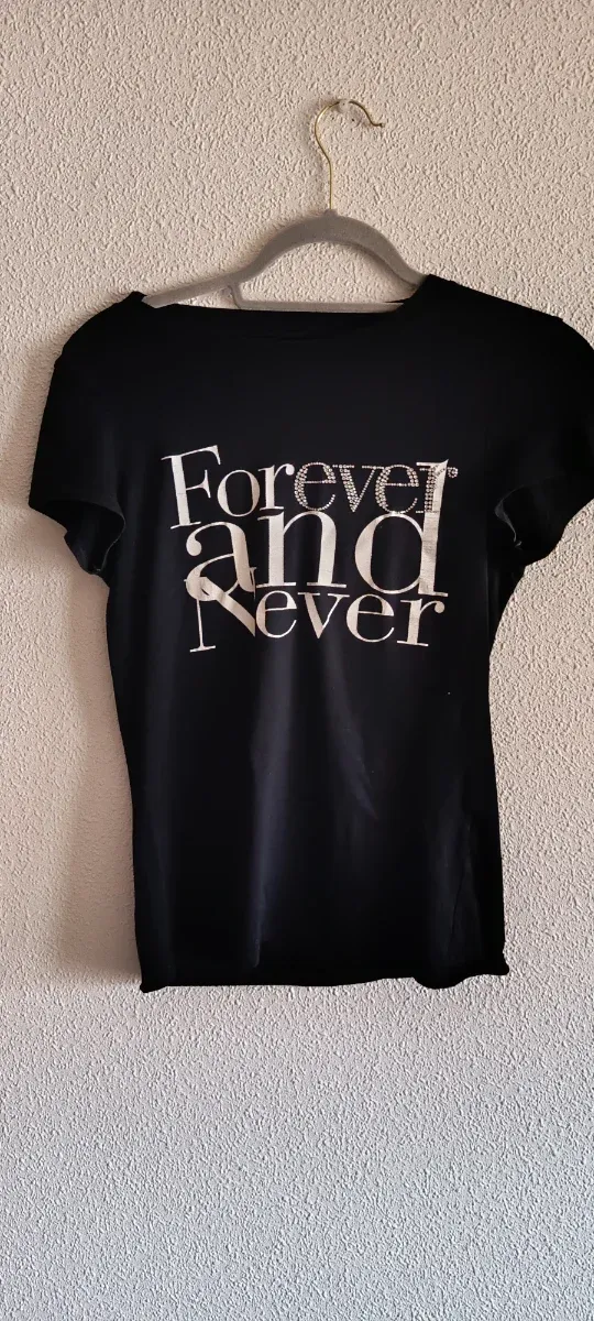 Camiseta Zara Negra Forever and Never