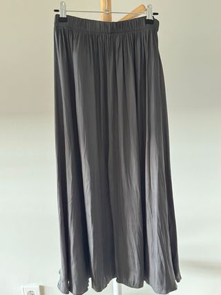 Falda larga Zara gris