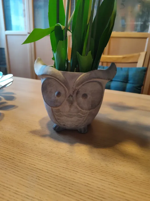 Tiesto Búho Gris Piedra