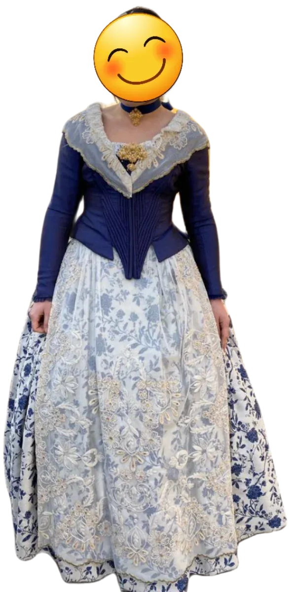 Traje de Fallera azul y blanco