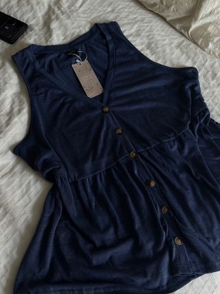 Camisa sin mangas Emery Rose azul