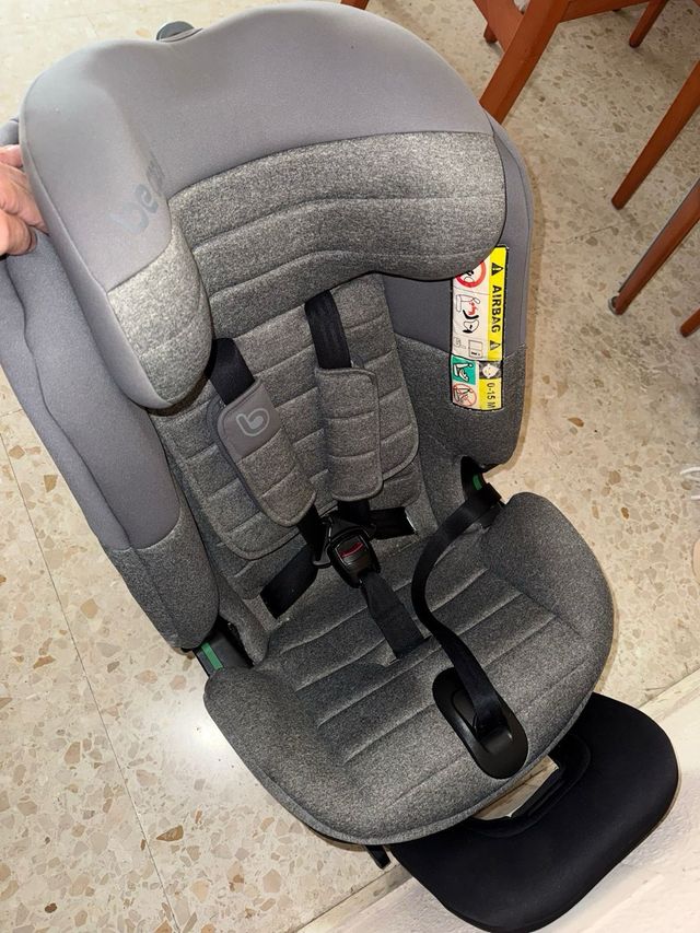 Seggiolino auto grigio Be Cool