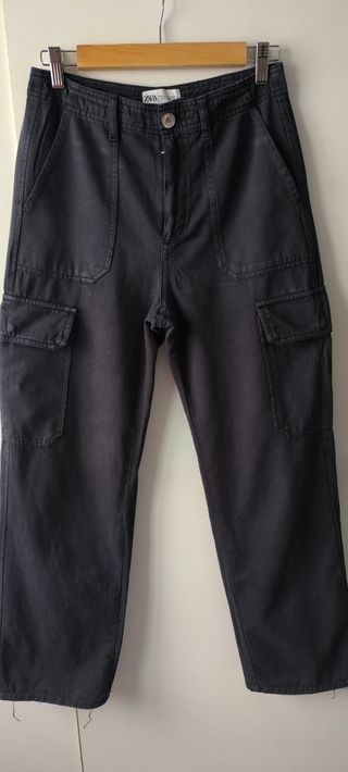 Pantalón cargo, Zara xs
